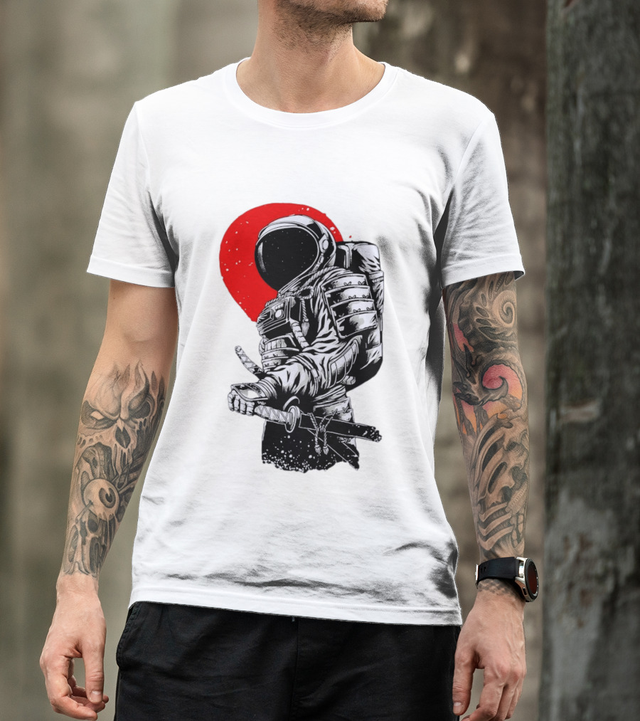 Astronaut Samurai Katana Sword Red Rising Sun T-Shirt