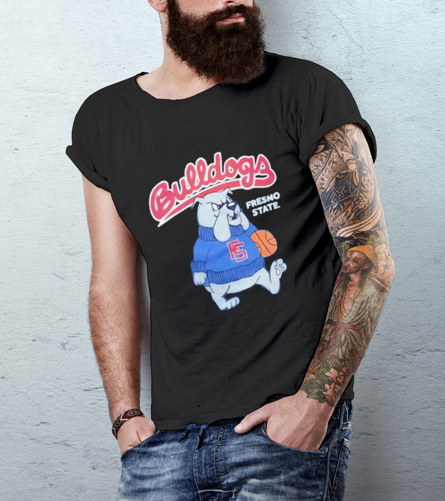 Fresno State Bulldogs Mascot With Basketball And Sweater T-Shirt