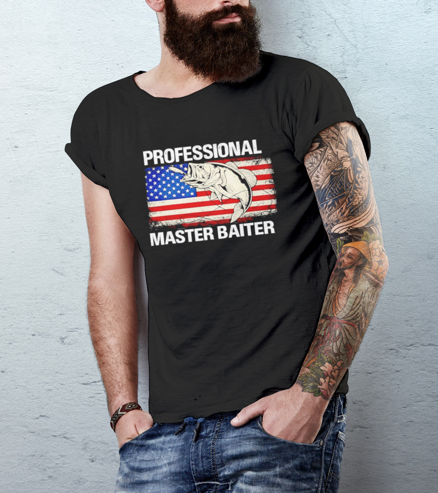 Professional Master Baiter Distressed American Flag Fishing USA Flag T-Shirt