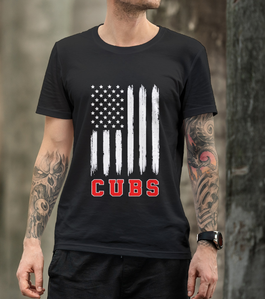 Cubs Distressed American Flag Stars And Stripes T-Shirt