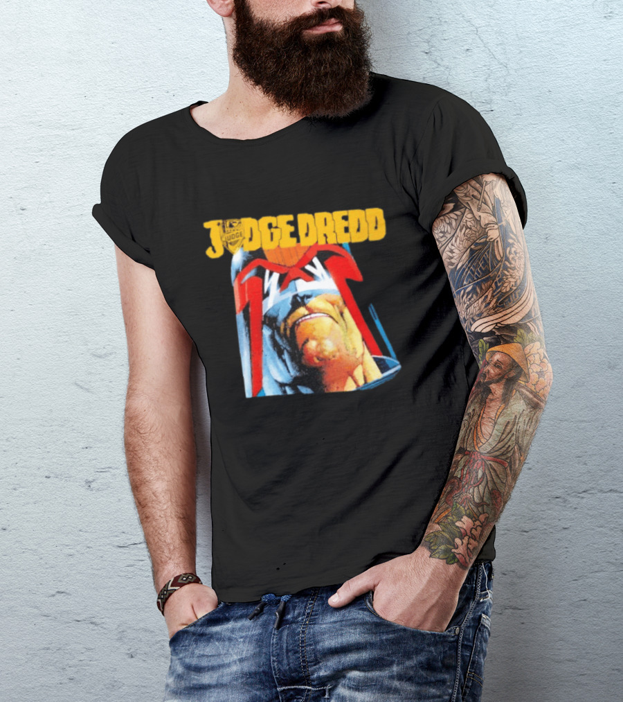 Judge Dredd Face Of Justice Iconic 2000 AD Comic Book Cover T-Shirt