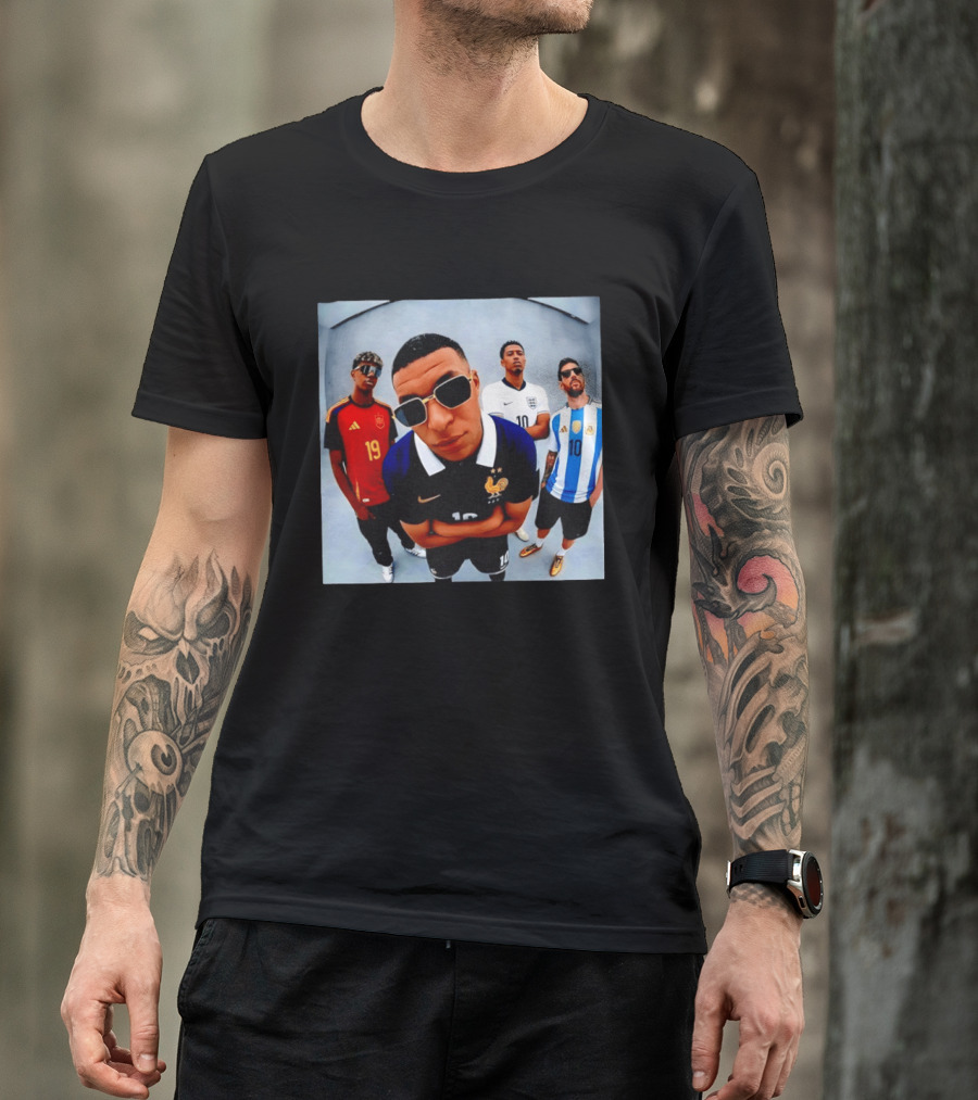 Kylian Mbappe Jude Bellingham Lionel Messi Football Stars Selfie Spain England Argentina France T-Shirt