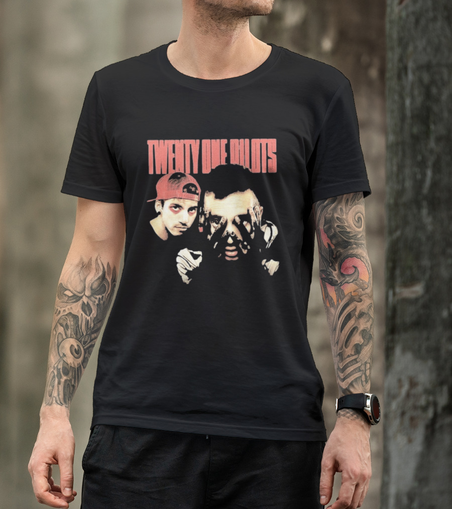 Twenty One Pilots Blurryface Anniversary Art Redʌctdif Ensemble T-Shirt