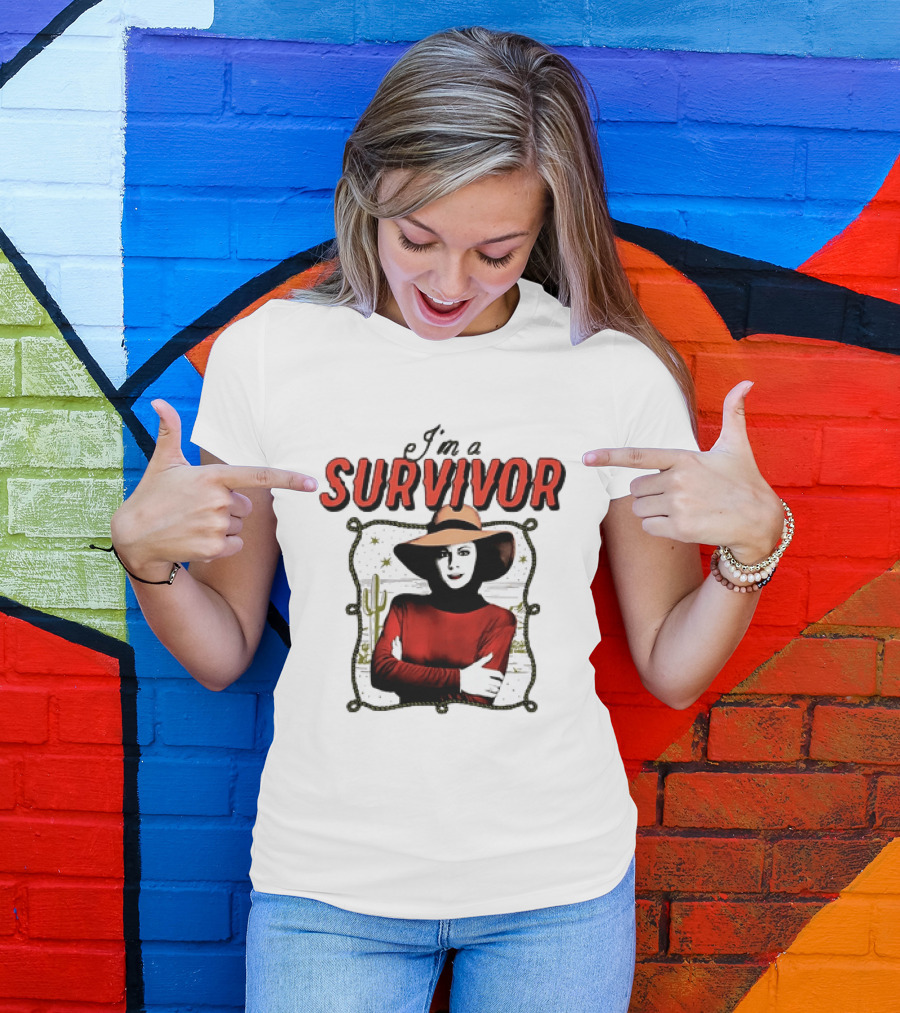I'm A Survivor Woman Desert Vibes Western Cactus Hat T-Shirt