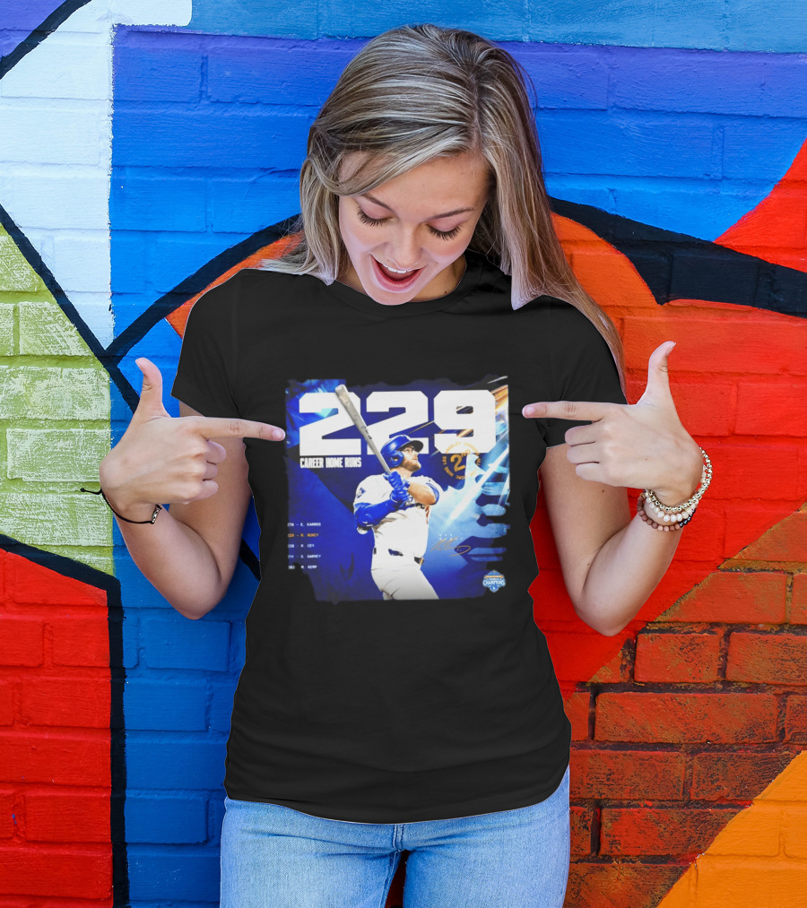 Max Muncy Los Angeles Dodgers 229 Career Home Runs Celebration MLB Champions T-Shirt