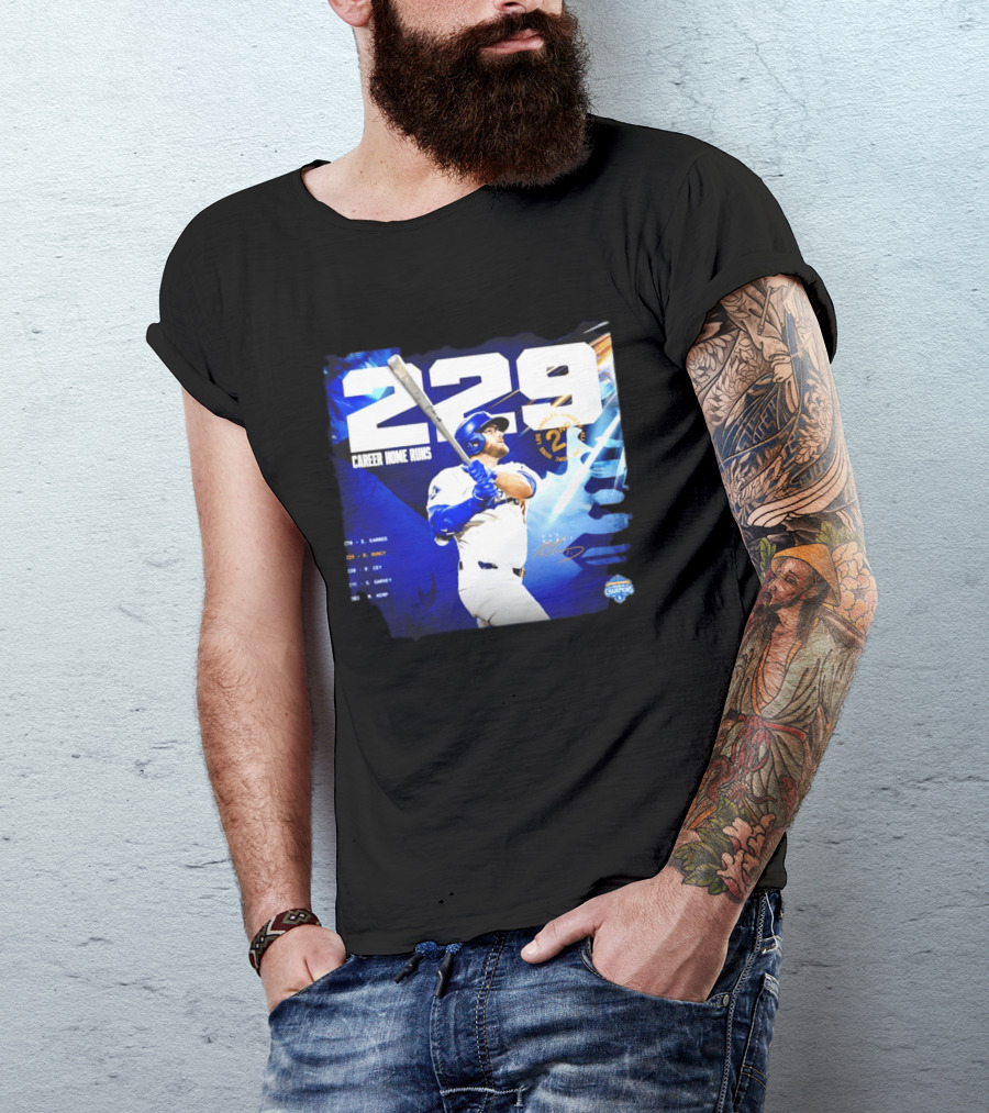 Max Muncy Los Angeles Dodgers 229 Career Home Runs Celebration MLB Champions T-Shirt