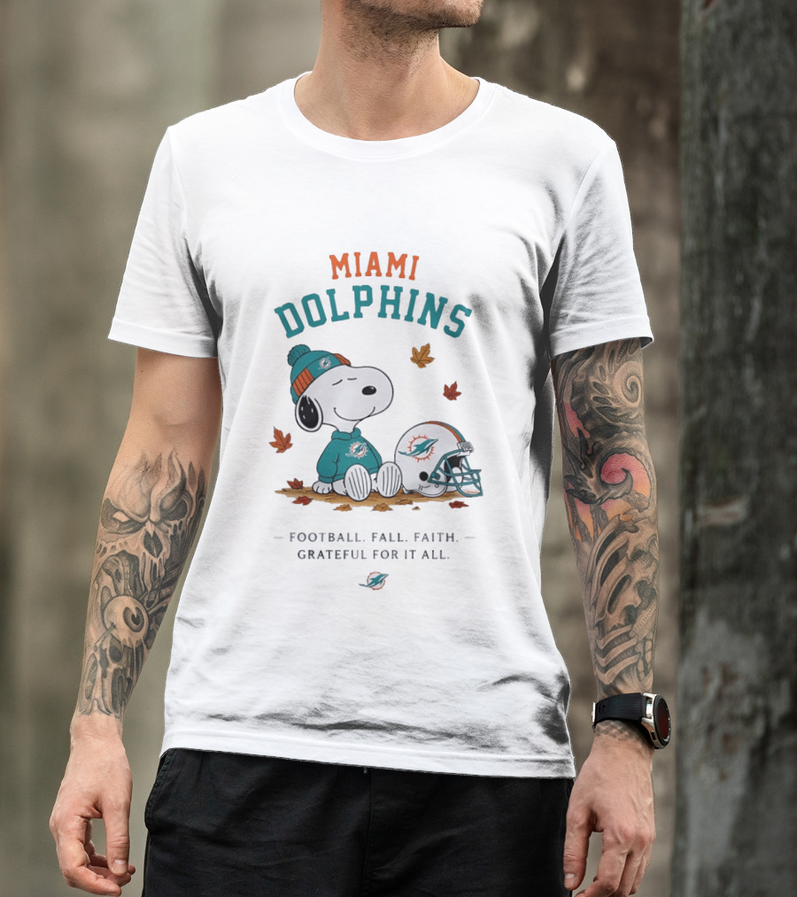 Miami Dolphins Snoopy Football Fall Faith Grateful For It All Peanuts NFL Helmet Team Fan T-Shirt