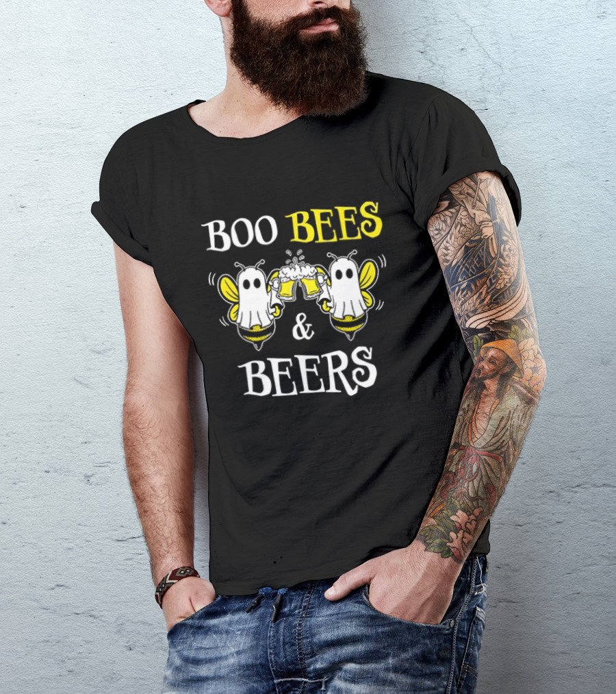 Boo Bees And Beers Halloween 2026 Bumblebee Ghosts Toasting T-Shirt