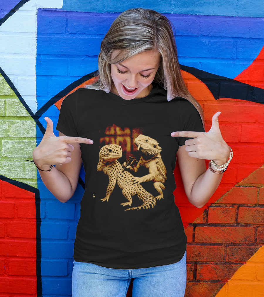 Leopard Gecko Tattoo By Bearded Dragon With Spray Paint Graffiti T-Shirt