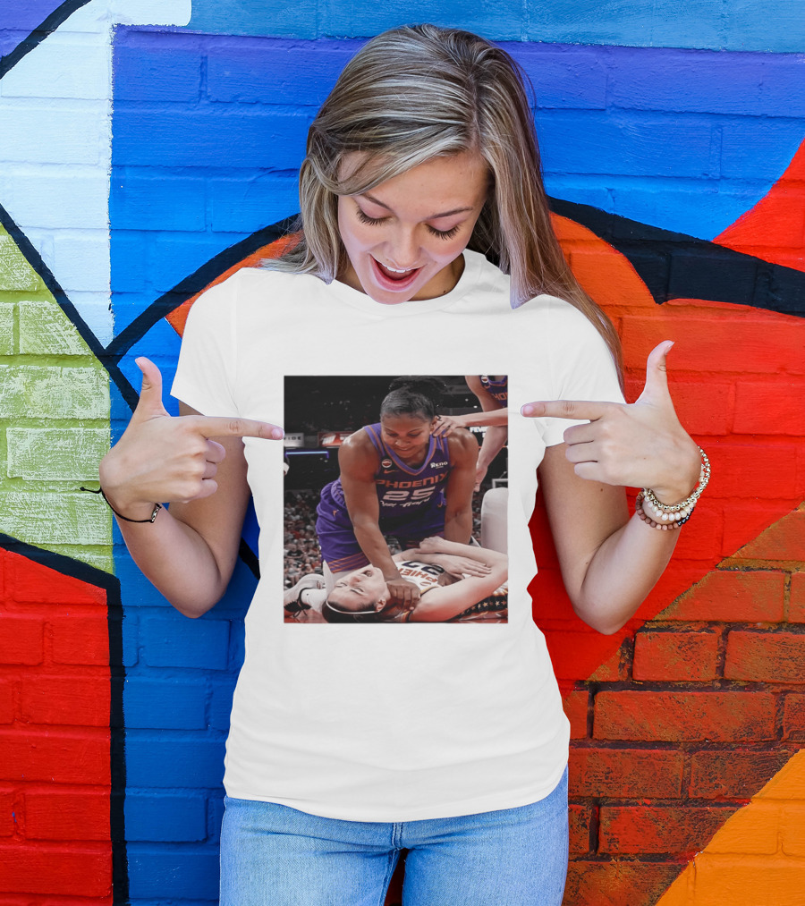 Brittney Griner Phoenix Mercury Caitlin Clark Indiana Fever NBA WNBA Crossover Moment T-Shirt