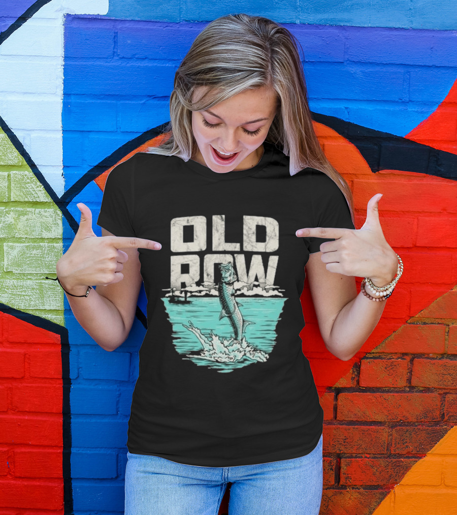 Old Row Tarpon Jumping Fishing Scene T-Shirt