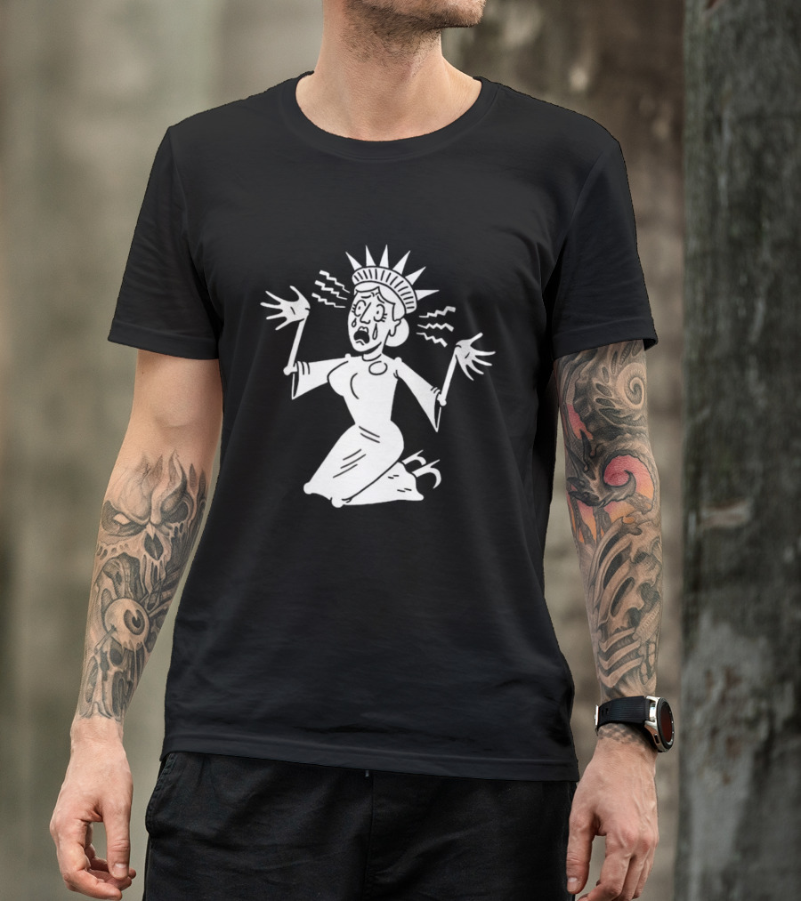 Lady Liberty Patriotic Panic Cartoon Sketch Yankee Doodle Distress T-Shirt