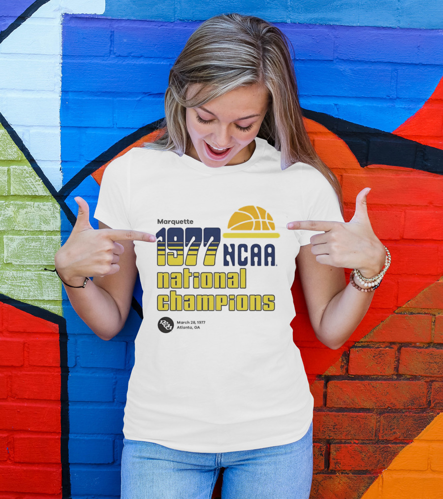 Marquette 1977 NCAA National Champions Basketball March 28_ASTRO_NY T-Shirt
