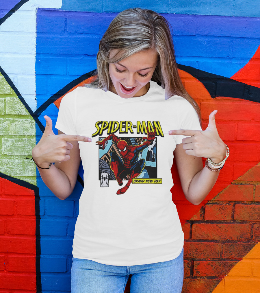 Spider Man Brand New Day Iconic Comic Style Swinging Action T-Shirt
