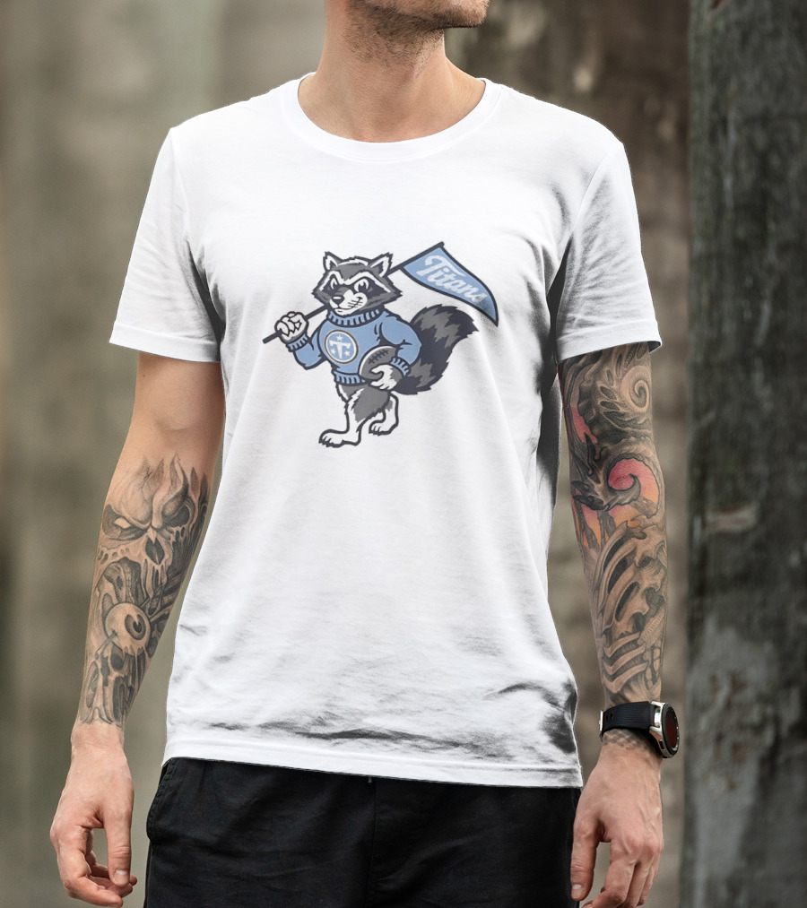 Tennessee Titans Raccoon With Football And Flag T-Shirt