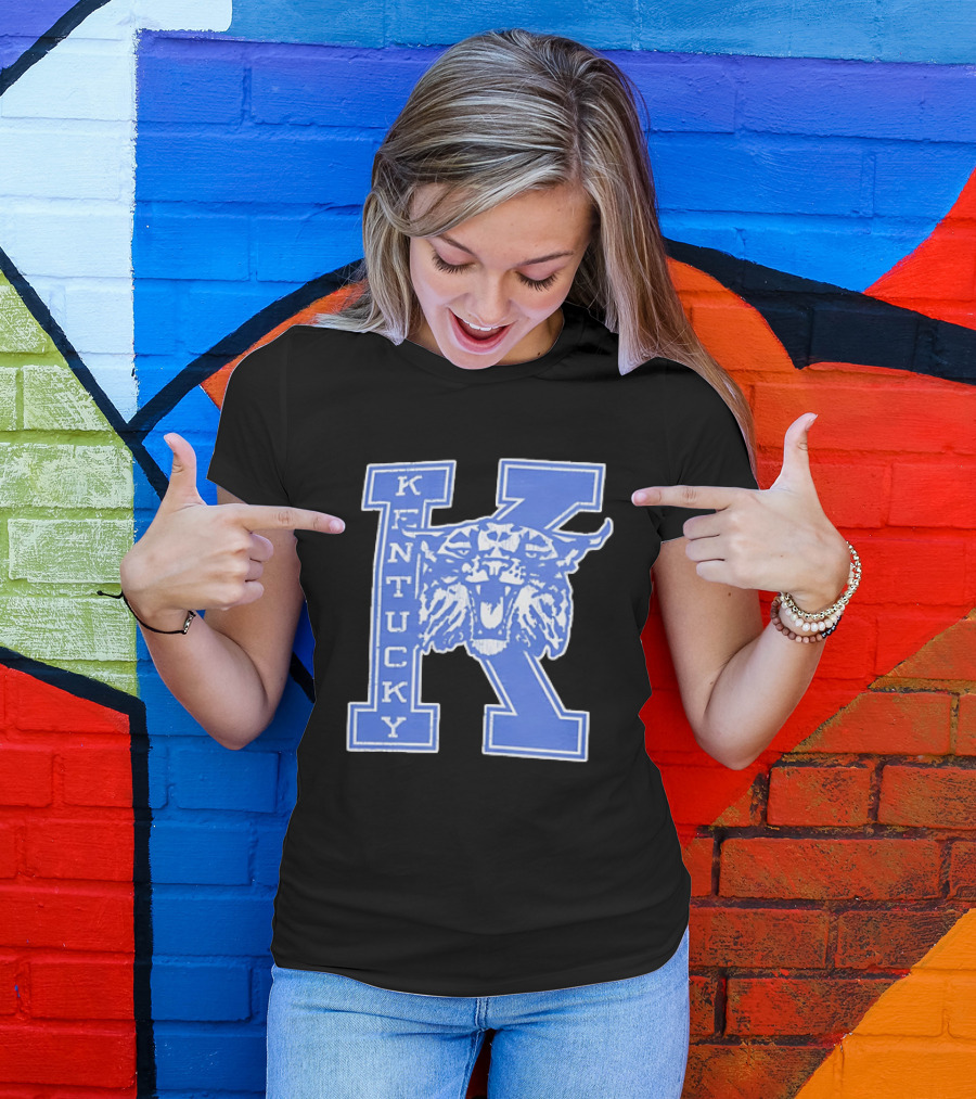 Kentucky Wildcats NCAA Distressed Block Letter K Wildcats Head T-Shirt