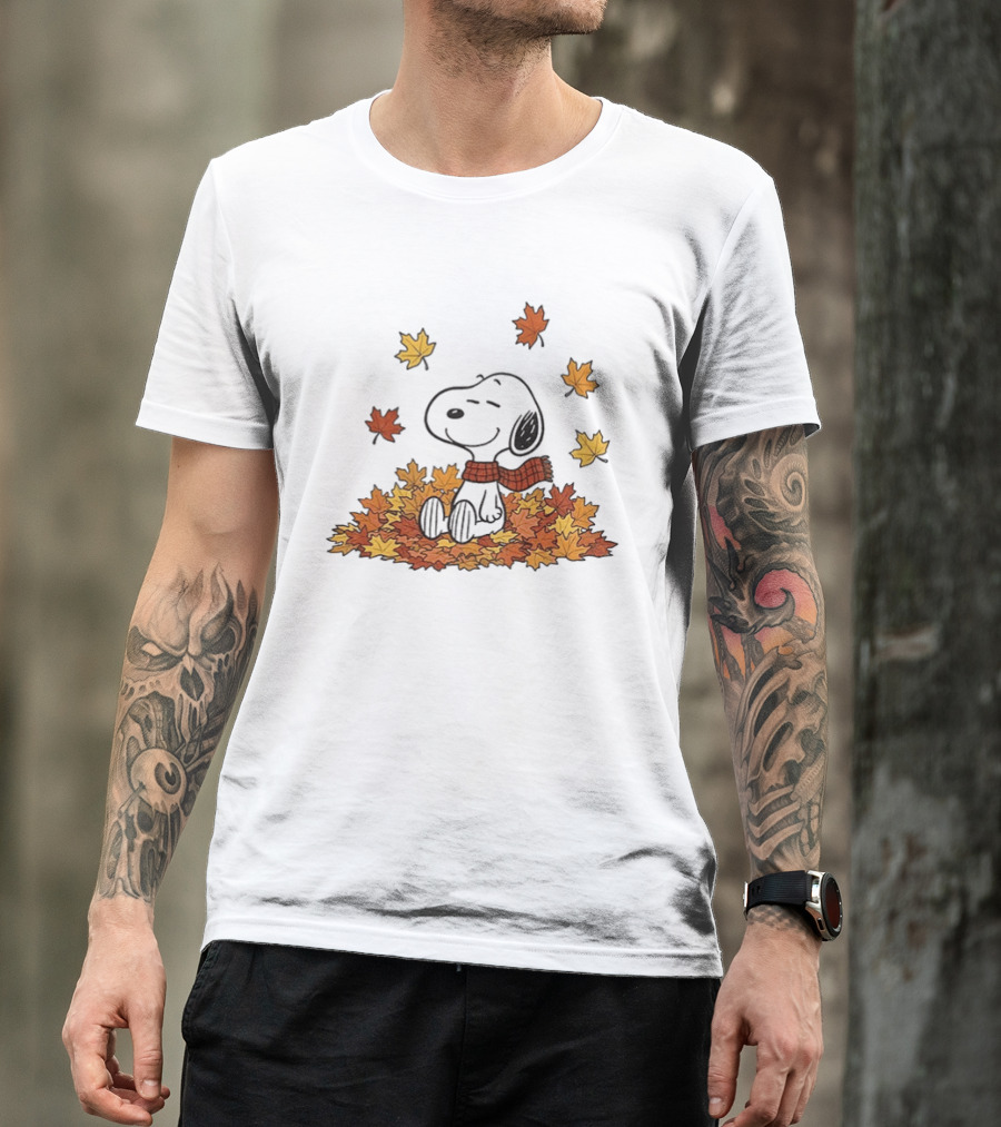 Snoopy Peanuts Autumn Leaves Fall Sitting Relaxing Scarf T-Shirt