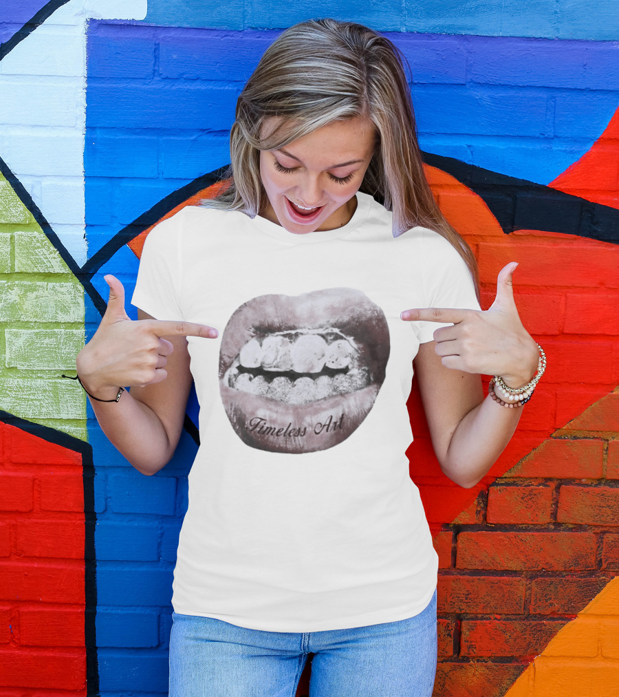 Timeless Art Grillz Lips Renaissance T-Shirt