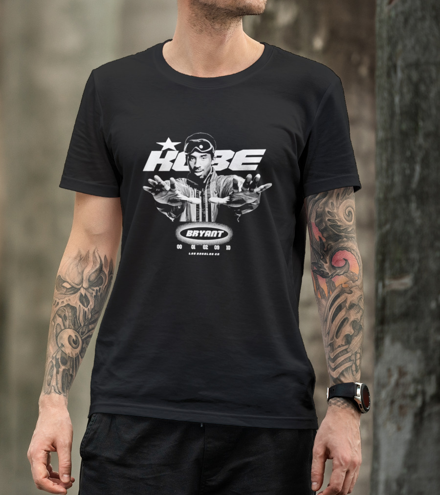 Kobe Bryant Legend Los Angeles CA Basketball 00 01 02 09 10 T-Shirt