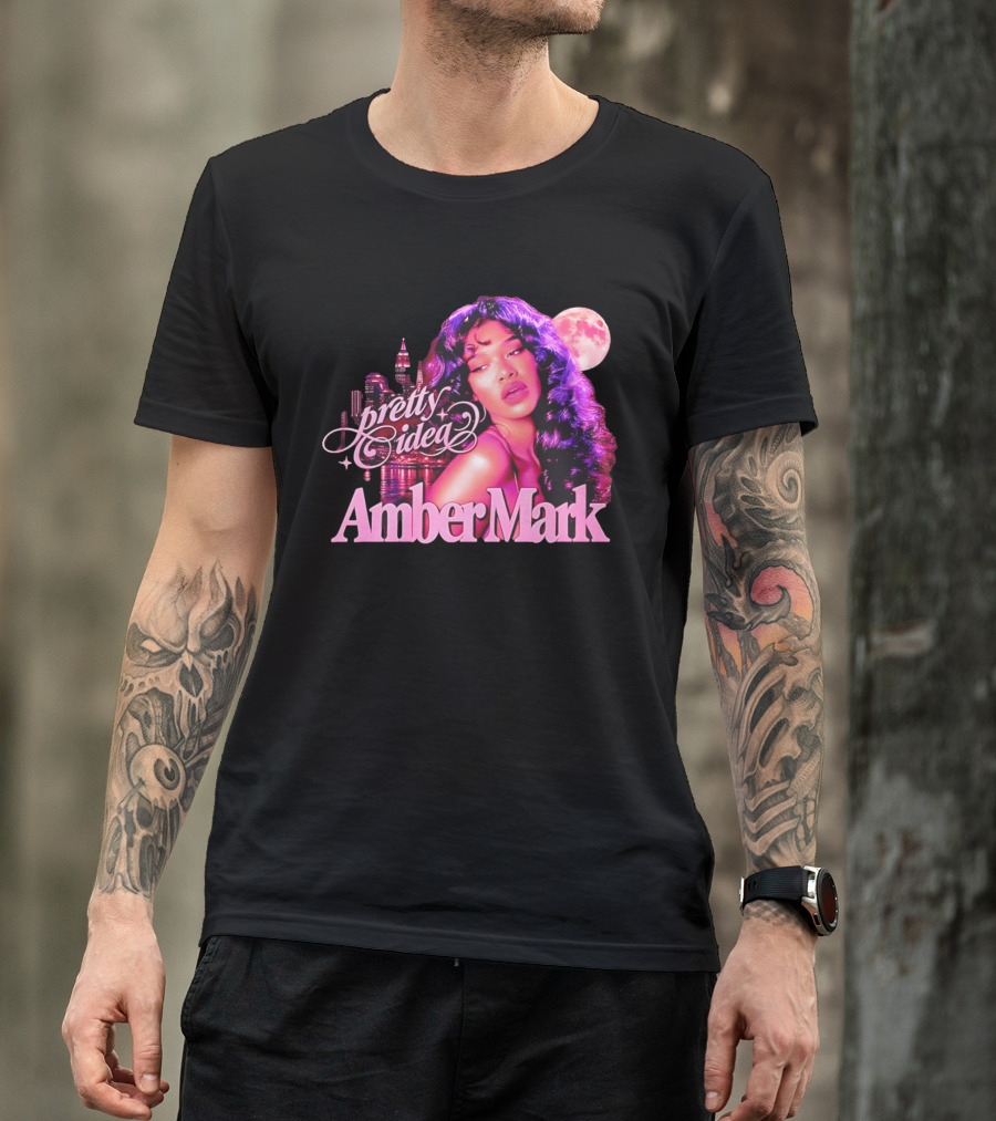 Pretty Idea Amber Mark Woman Moon City Skyline T-Shirt