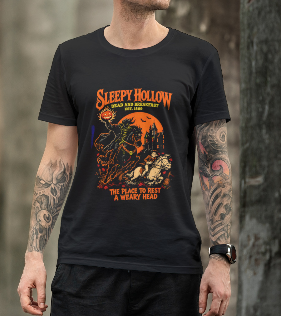 Sleepy Hollow Dead And Breakfast Est 1820 Headless Horseman The Place To Rest A Weary Head Halloween Pumpkin T-Shirt