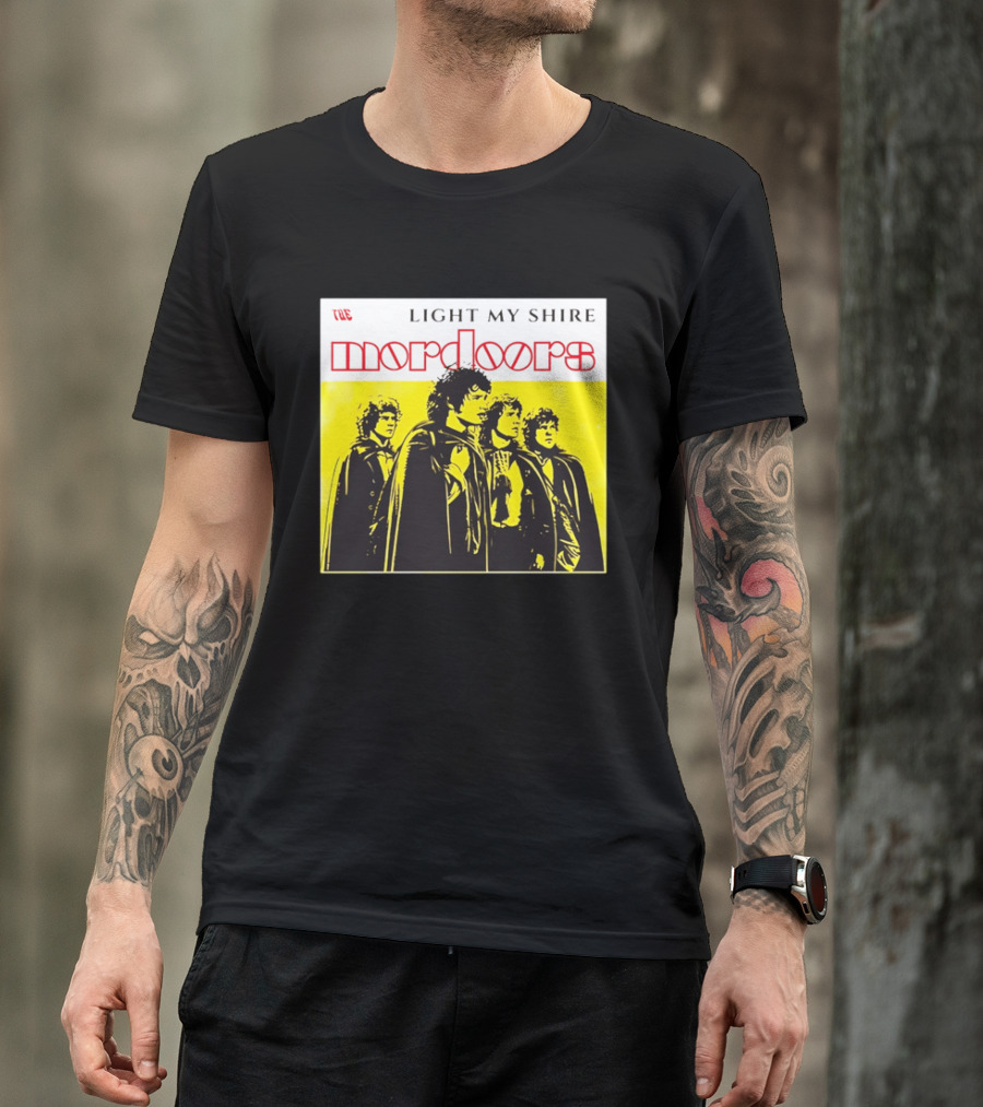 The Light My Shire Mordoors Four Hobbits Cloaks Yellow T-Shirt