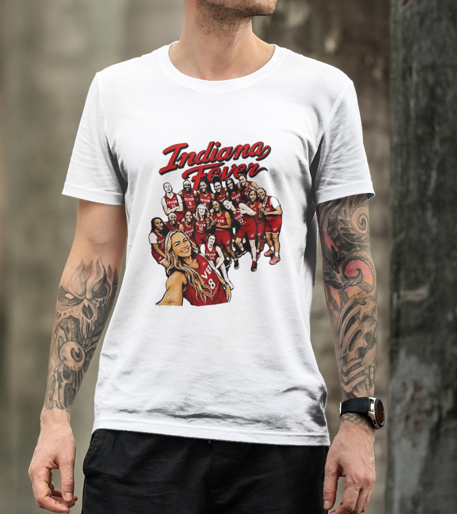 Indiana Fever Team Selfie Caitlin Clark Sophie Cunningham T-Shirt