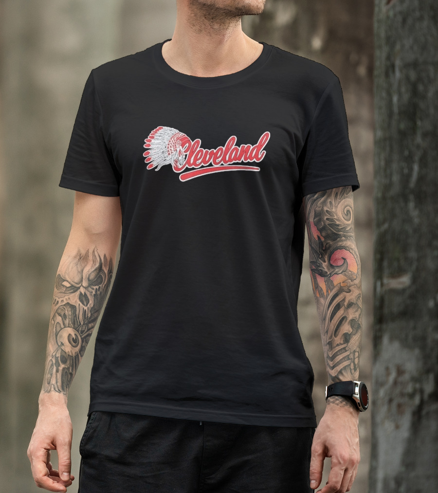 Cleveland Native American Feather Headdress Distressed Script T-Shirt