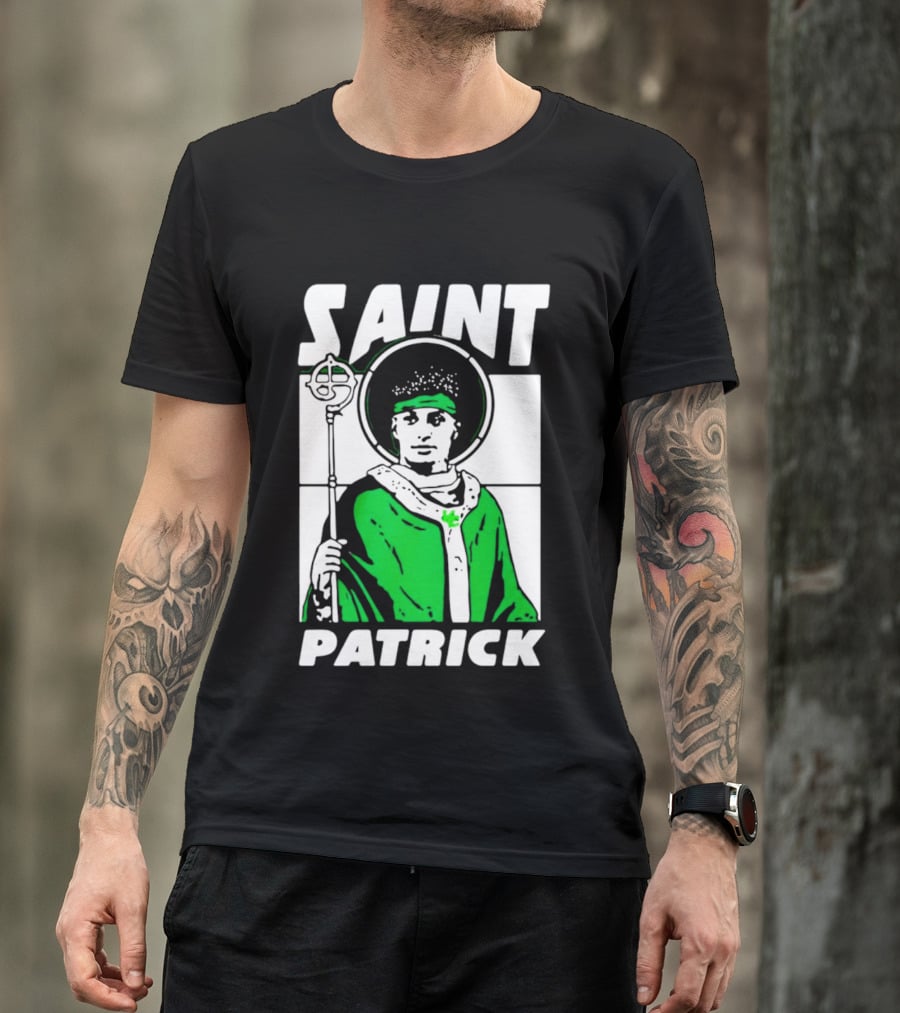 Saint Patrick Mahomes Kansas City Chiefs Iconic Green Halo And Staff T-Shirt