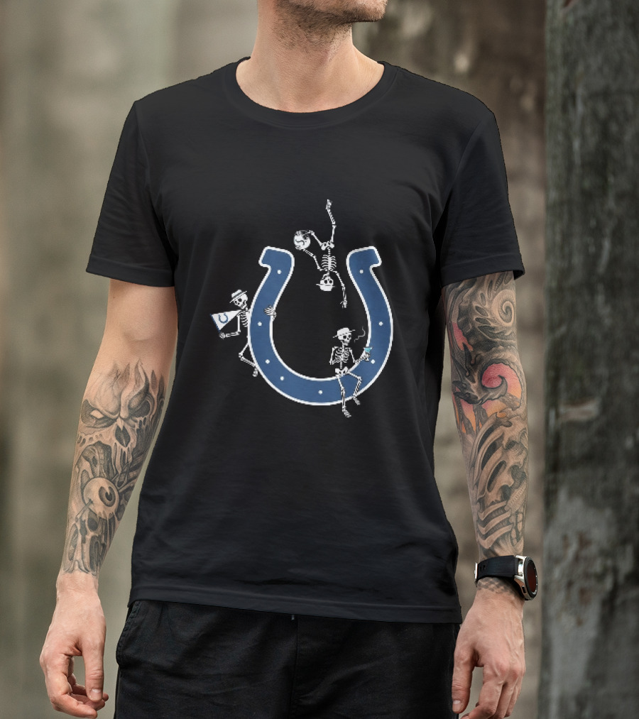 Indianapolis Colts Skeletons Celebrating With Hats And Drink By Horseshoe T-Shirt