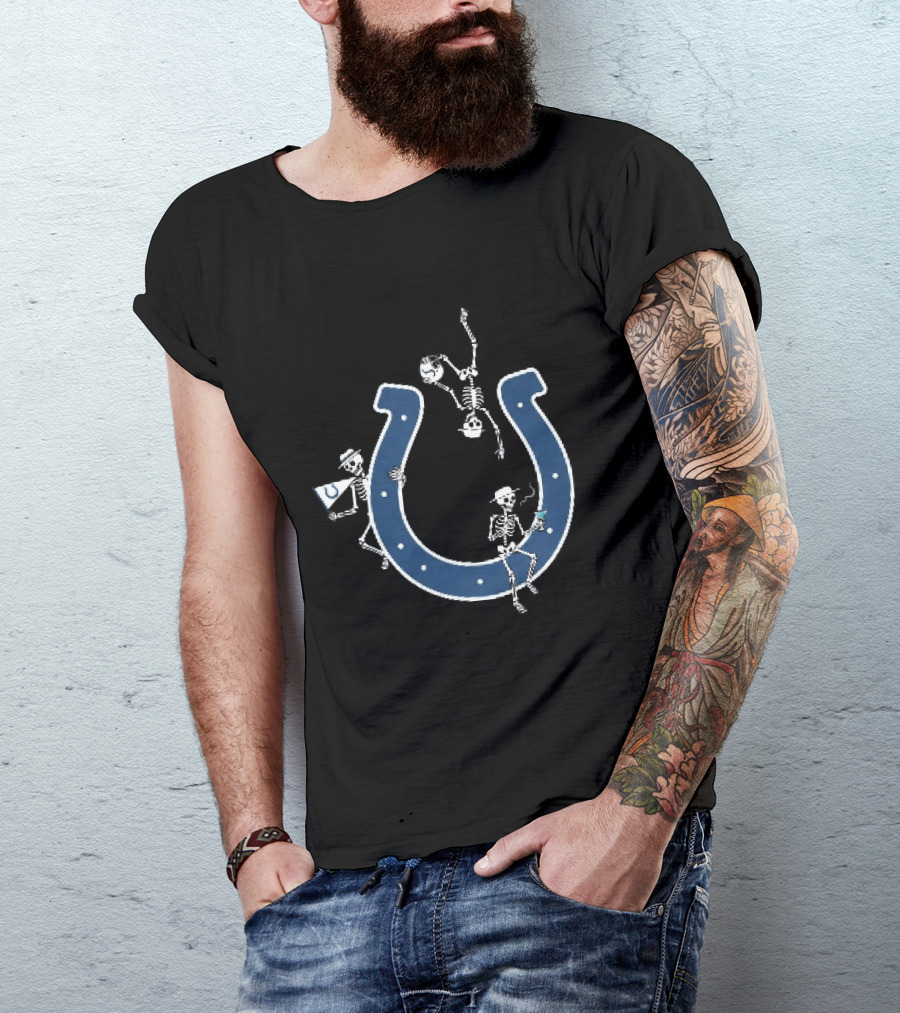 Indianapolis Colts Skeletons Celebrating With Hats And Drink By Horseshoe T-Shirt