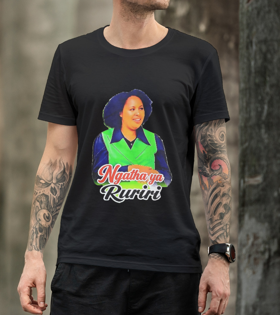 Ngatha Ya Ruriri Afro Woman In Green And Blue Outfit T-Shirt