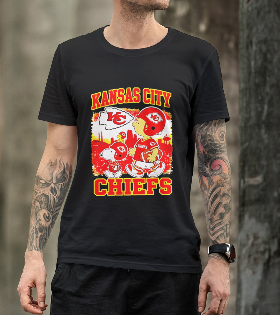Kansas City Chiefs Snoopy Woodstock Skyline Football 2026 T-Shirt