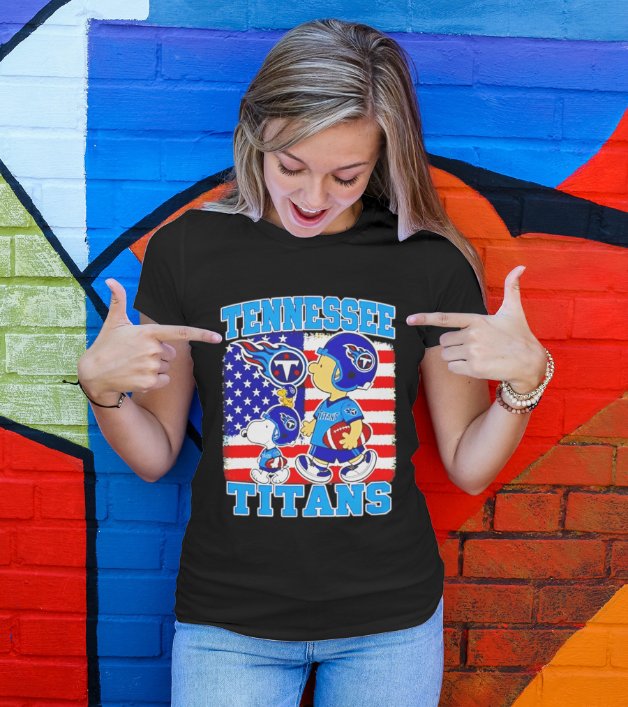 Tennessee Titans Snoopy Woodstock American Flag NFL Football 2026 T-Shirt