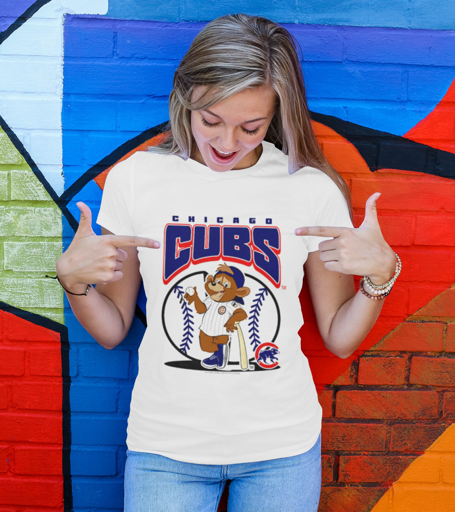 Chicago Cubs MLB 2026 Mania Bear Character Baseball Bat T-Shirt