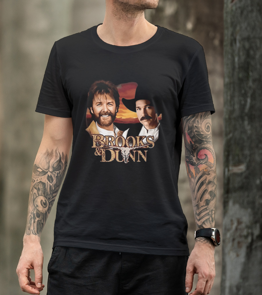 Brooks And Dunn Von Miller Dallas Cowboys Sunset T-Shirt