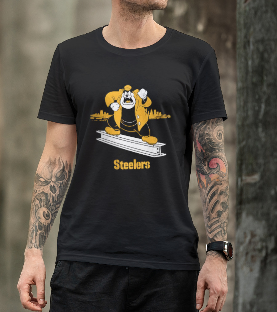 Pittsburgh Steelers Cartoon Pete On Steel Beam Cityscape T-Shirt