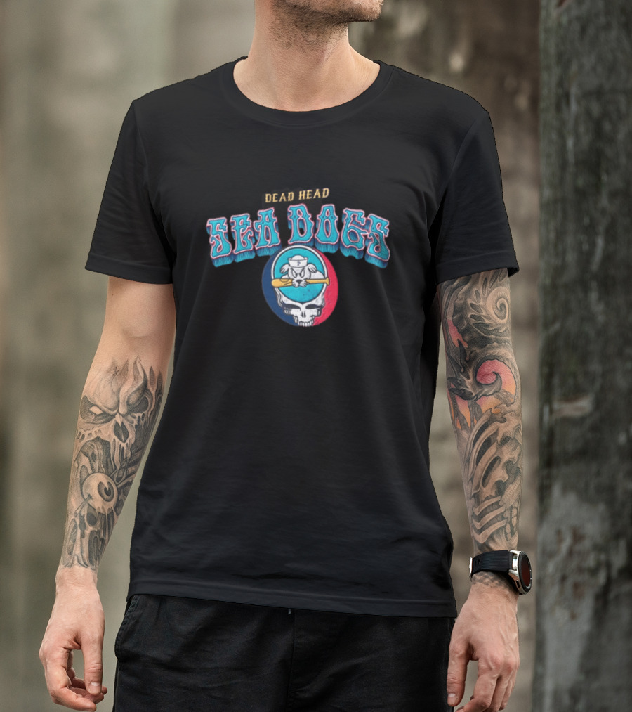 Dead Head Sea Dogs Baseball Team Retro Skull Bat T-Shirt
