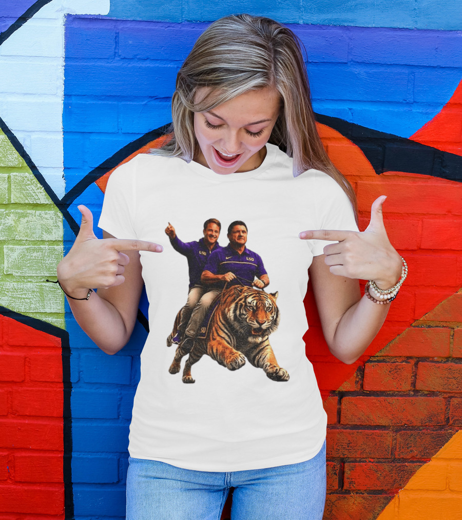 Bayou Brothers Tiger Riding LSU Coach Ed Orgeron Vs Kim Mulkey T-Shirt