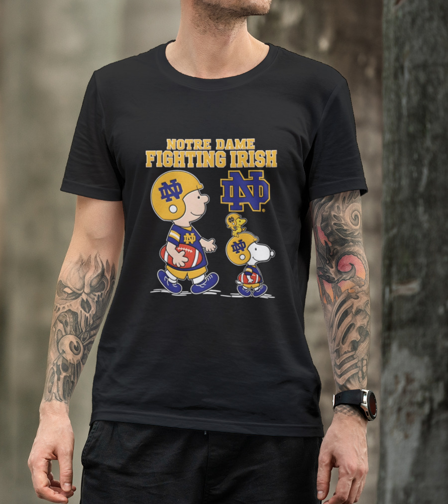 Notre Dame Fighting Irish Snoopy Charlie Brown Football 2026 Peanuts T-Shirt
