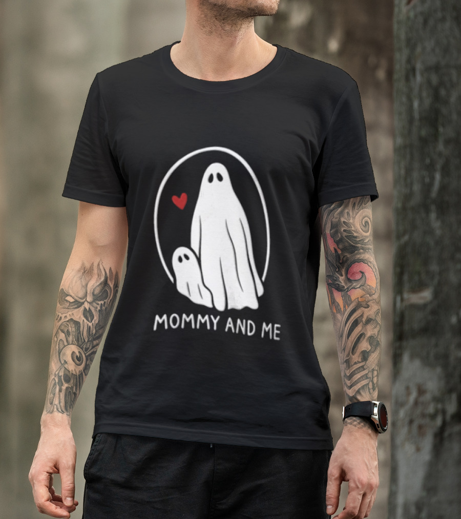 Mommy And Me Ghosts Heart Halloween Matching T-Shirt