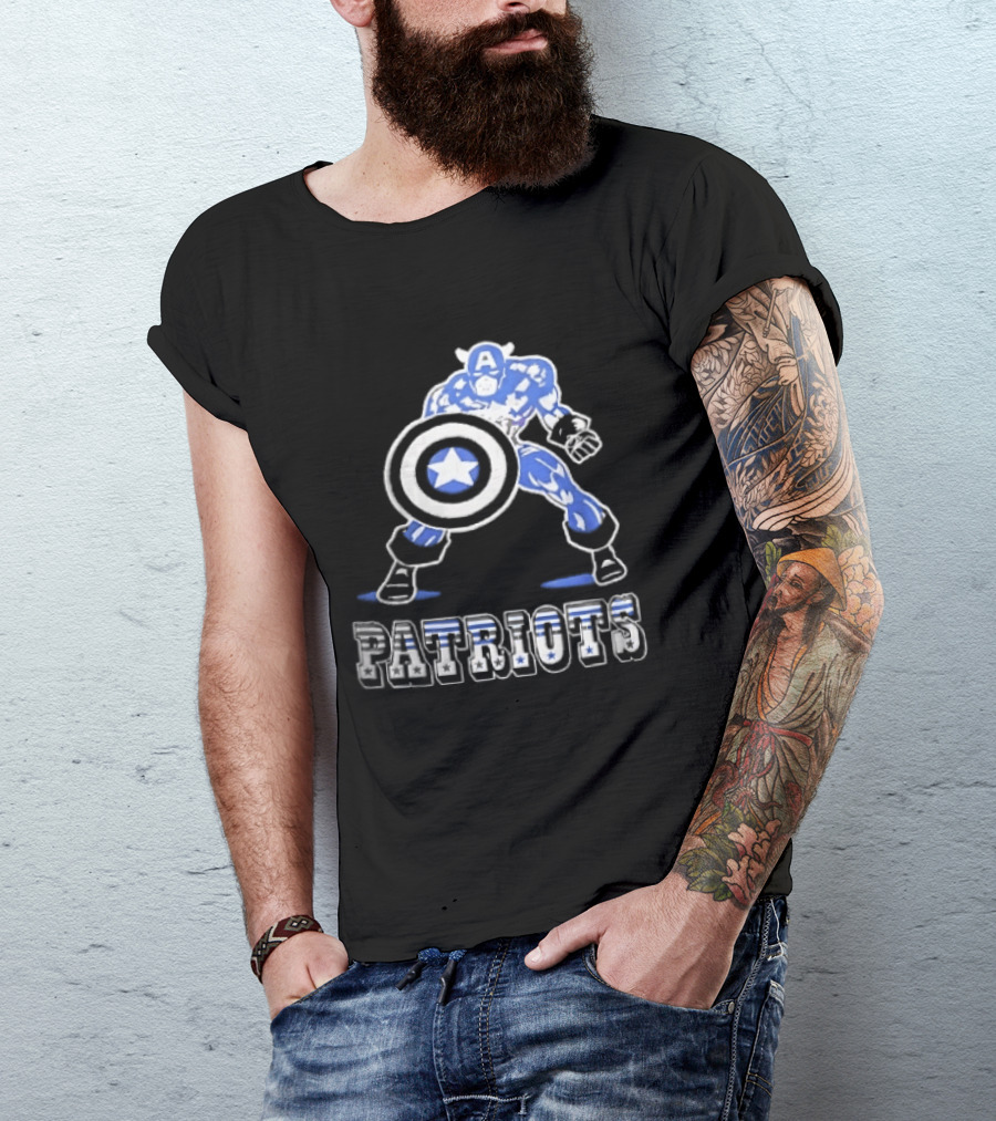 Patriots Stars And Stripes Captain Crouch Holding Shield T-Shirt