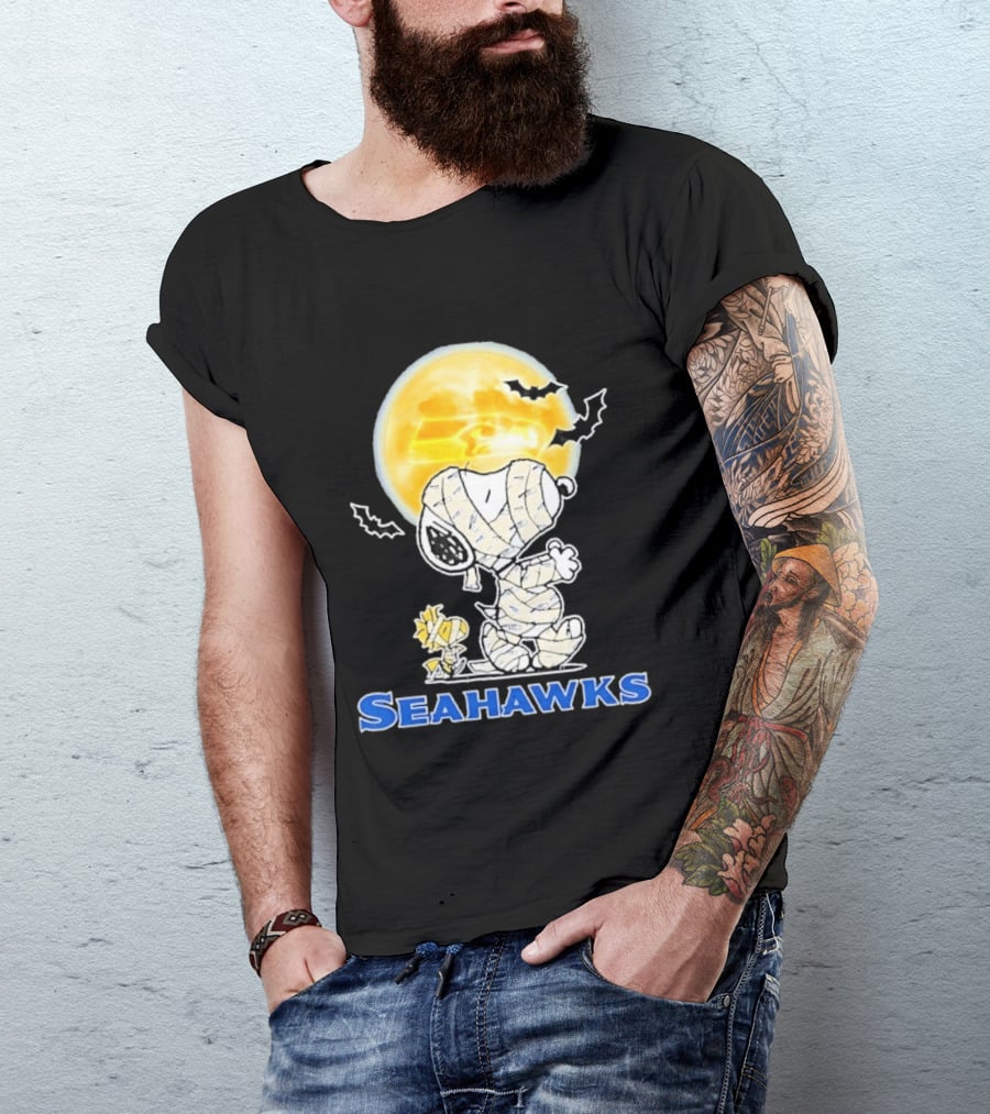 Seattle Seahawks Snoopy Mummy Halloween Moon T-Shirt