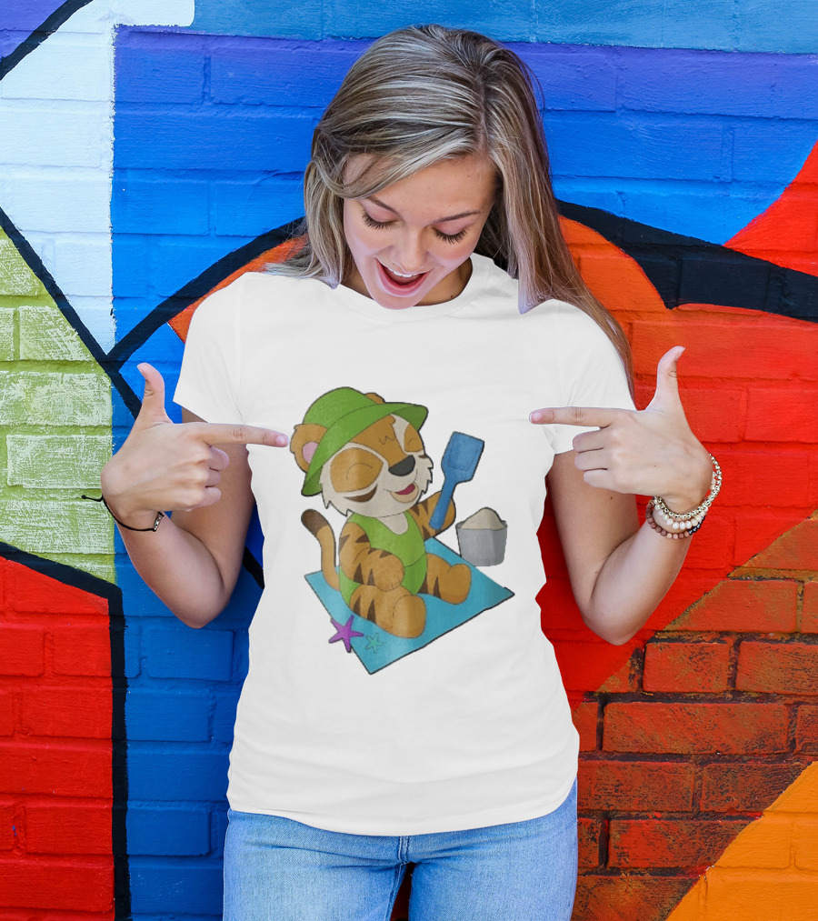 Playful Tiger Beach Sand Adventure Summer Scene T-Shirt