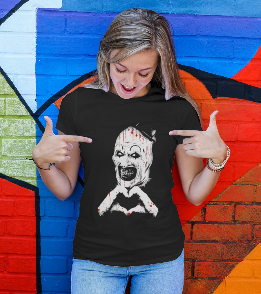 Terrifying Clown With Creepy Heart Hands And Bloody Accents T-Shirt