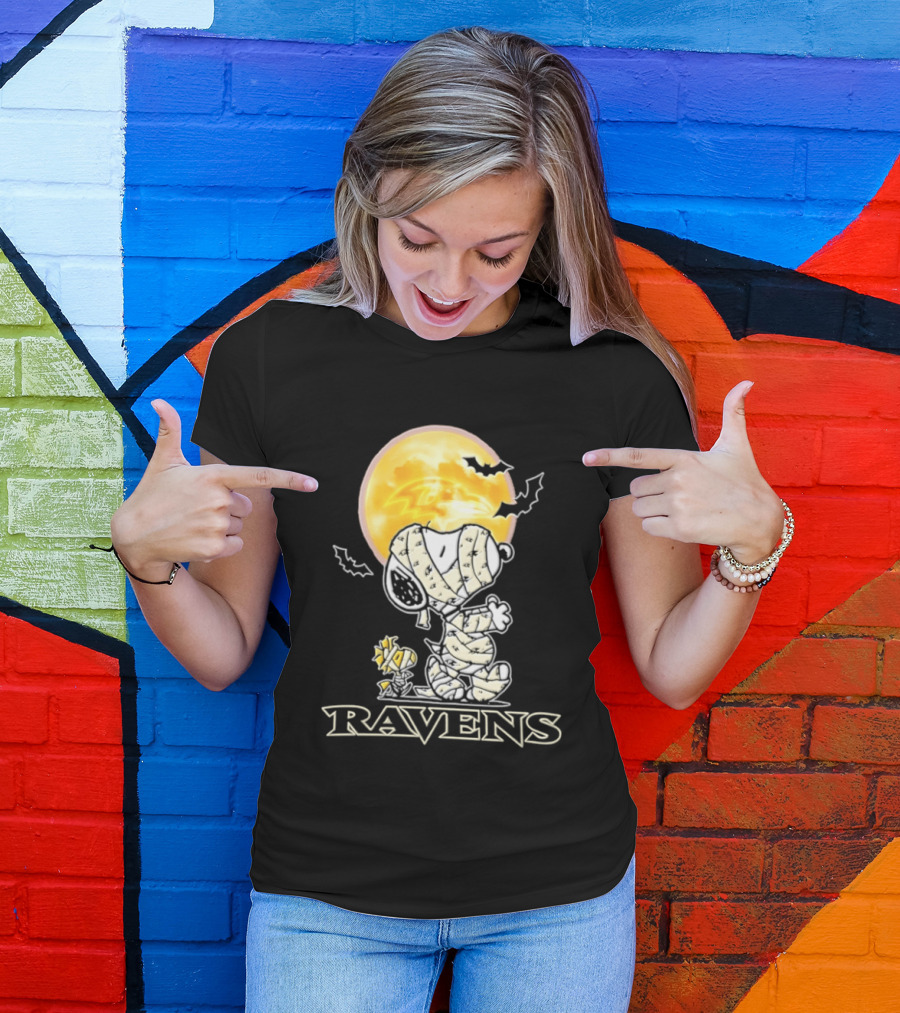 Ravens Halloween Snoopy Woodstock Mummy Festive 2026 T-Shirt