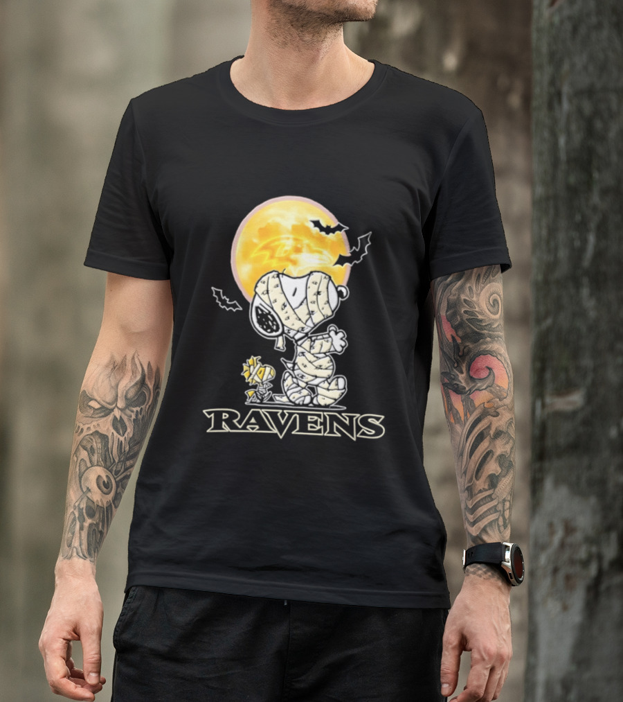 Ravens Halloween Snoopy Woodstock Mummy Festive 2026 T-Shirt
