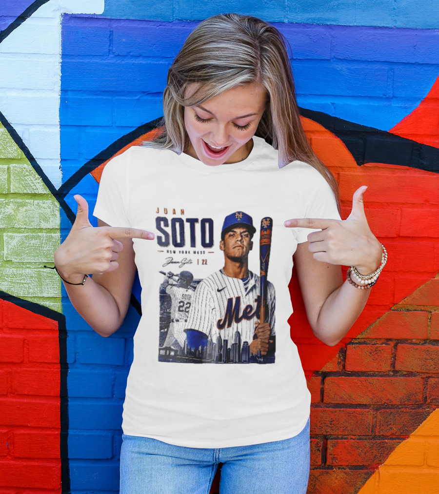 Juan Soto New York Mets MLB 22 Player Batting Skyline Collage T-Shirt