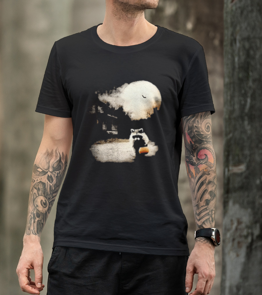 Halloween Spooky Pumpkin Raccoon Full Moon Scene T-Shirt