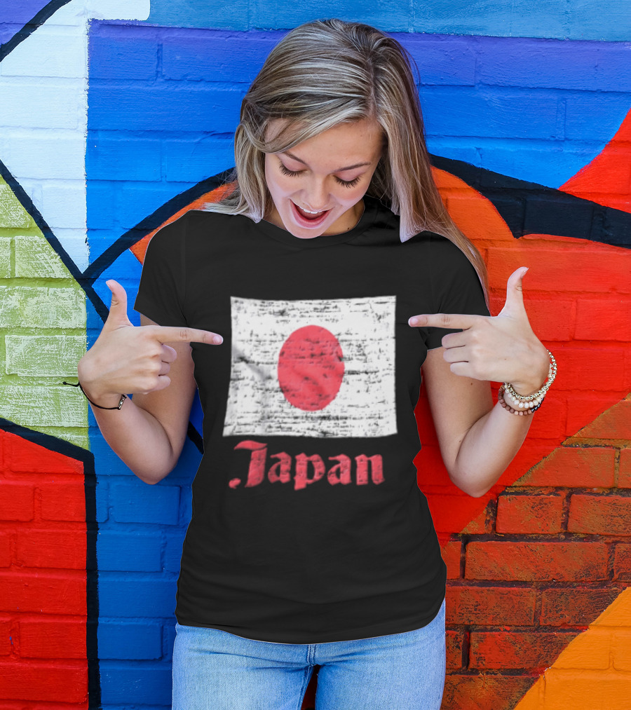 Japan Flag Distressed Style Red Dot Vintage Look T-Shirt
